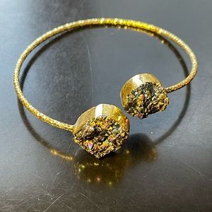 GOLD BRACELET